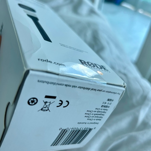 NWT RØDE Black Microphone - Picture 12 of 12